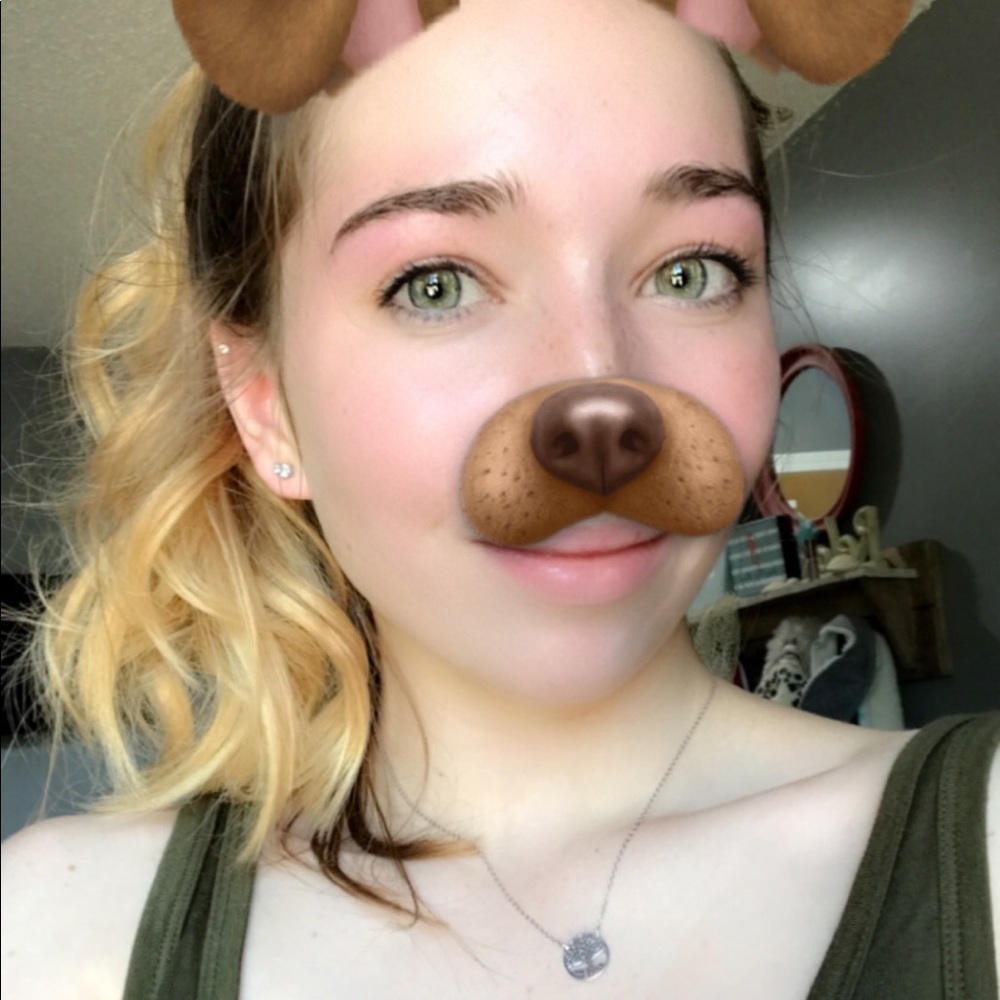 Meet your Posher, Brianna